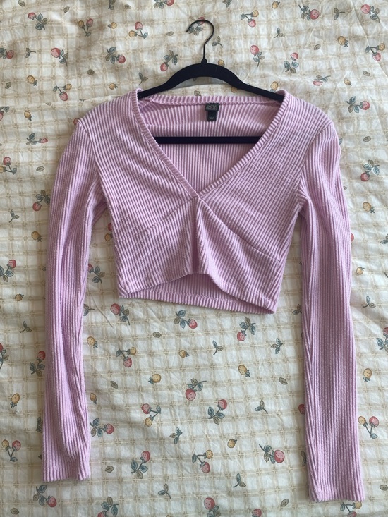 wild fable Tops - Pink long sleeved crop top